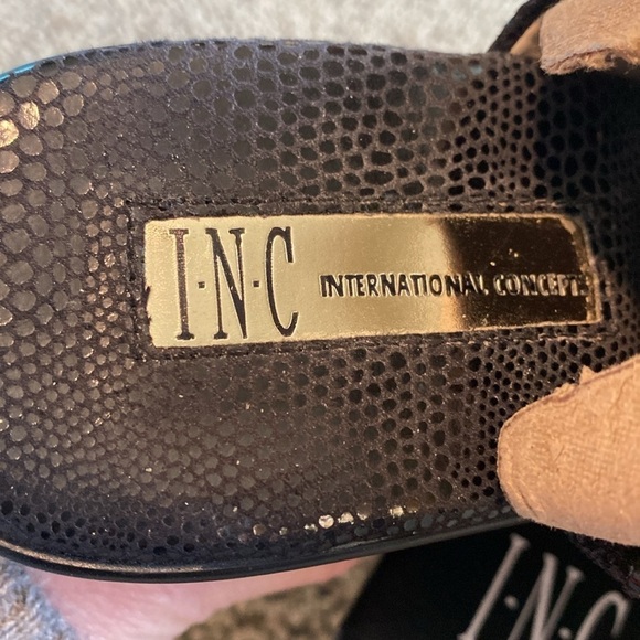 Inc International Black Wedge Sandals Size 8 in EUC - Picture 6 of 8